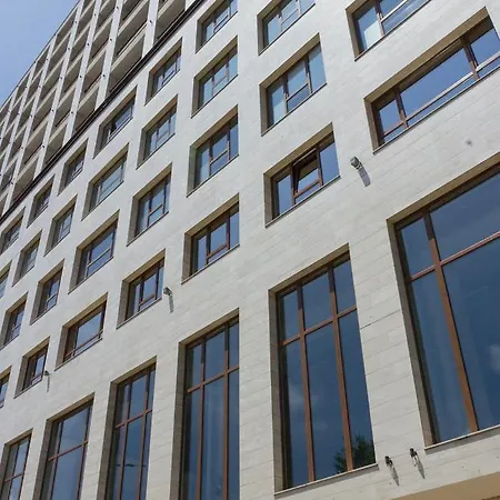 شقة 115 - Brand New 1-bd Apt. W/ Amazing Terrace فارنا