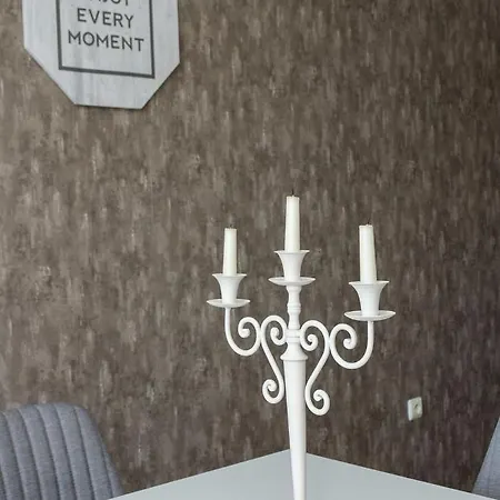 شقة 115 - Brand New 1-bd Apt. W/ Amazing Terrace فارنا