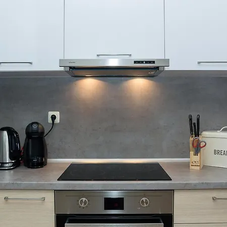 شقة 115 - Brand New 1-bd Apt. W/ Amazing Terrace *