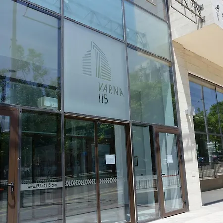 115 - Brand New 1-bd Apt. W/ Amazing Terrace Apartament Warna